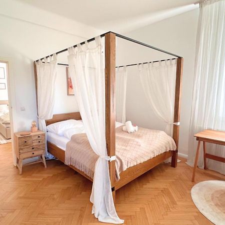 Cozy Apartment In Quiet Location, Fast Train Station 100M Away, Contactless Check-In Vienna Luaran gambar