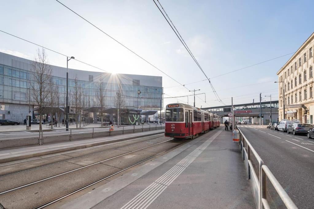 Cozy Apartment In Quiet Location, Fast Train Station 100M Away, Contactless Check-In Vienna Luaran gambar