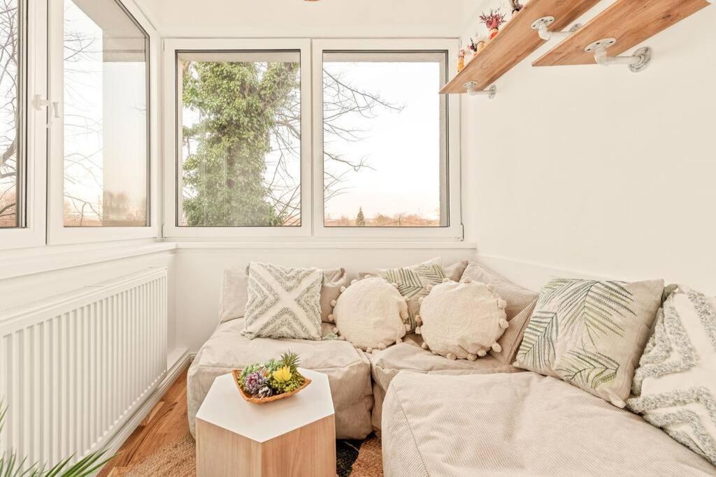 Cozy Apartment In Quiet Location, Fast Train Station 100M Away, Contactless Check-In Vienna Luaran gambar